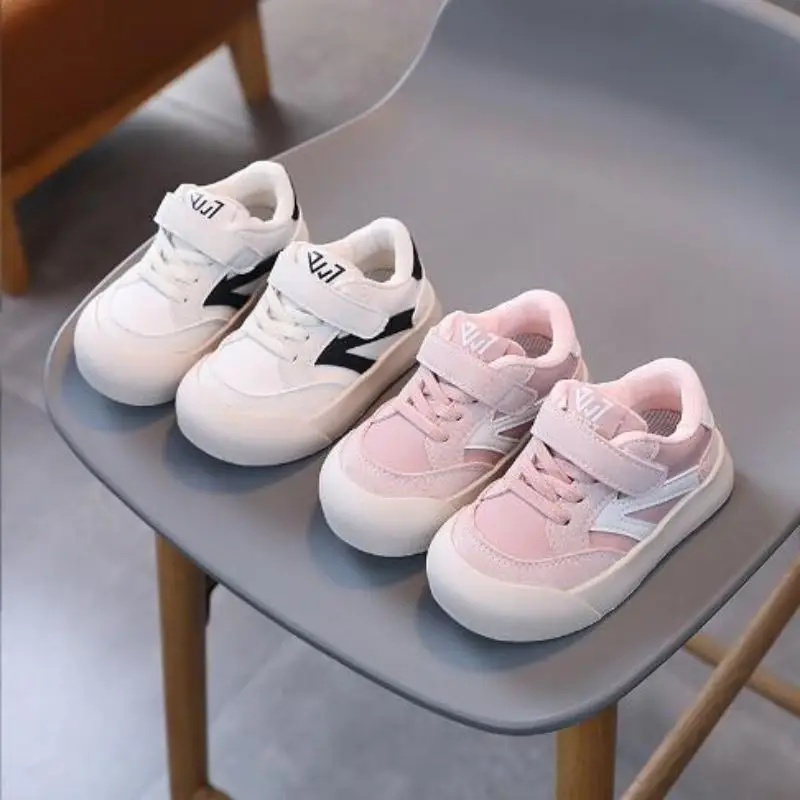 New Single Mesh Breathable Girls' Sneakers For Summer 2024 Korean Boys' Leisure Sports Shoes Khaki Yellow Green Size 23-36
New Single Mesh Breathable Girls' Sneakers For Summer 2024 Korean Boys' Leisure Sports Shoes Khaki Yellow Green Size 23-36
