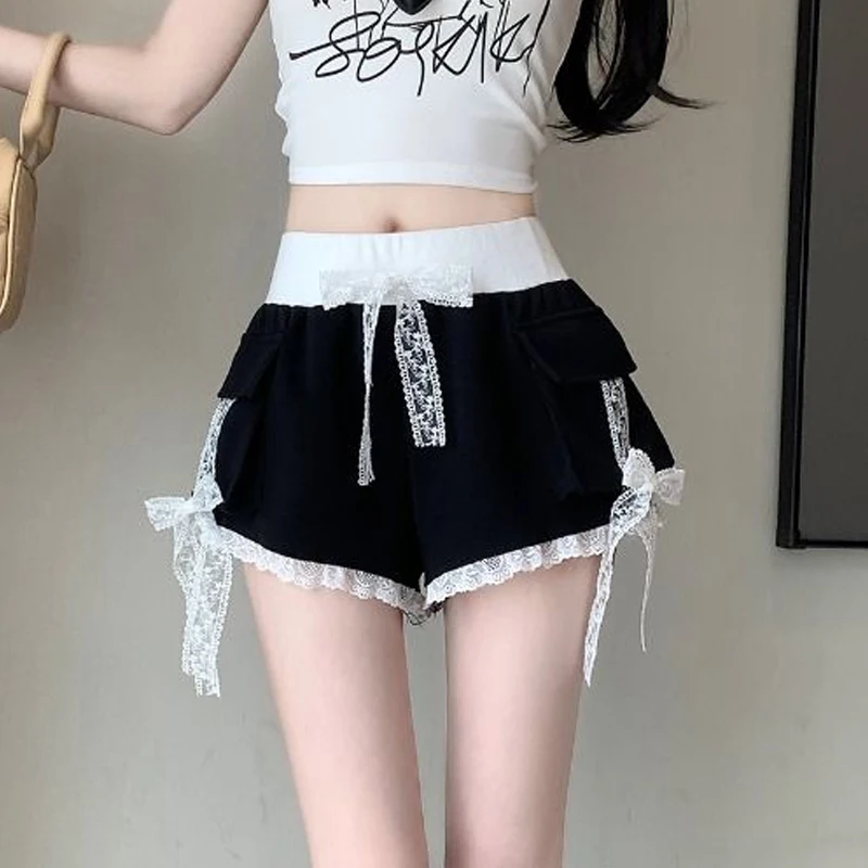 Trend Lace Bow Patchwork Wide Leg Shorts Summer New Elastic Waist Loose High Street A-line Hot Pants Fashion Sweet Women Clothes
Trend Lace Bow Patchwork Wide Leg Shorts Summer New Elastic Waist Loose High Street A-line Hot Pants Fashion Sweet Women Clothes