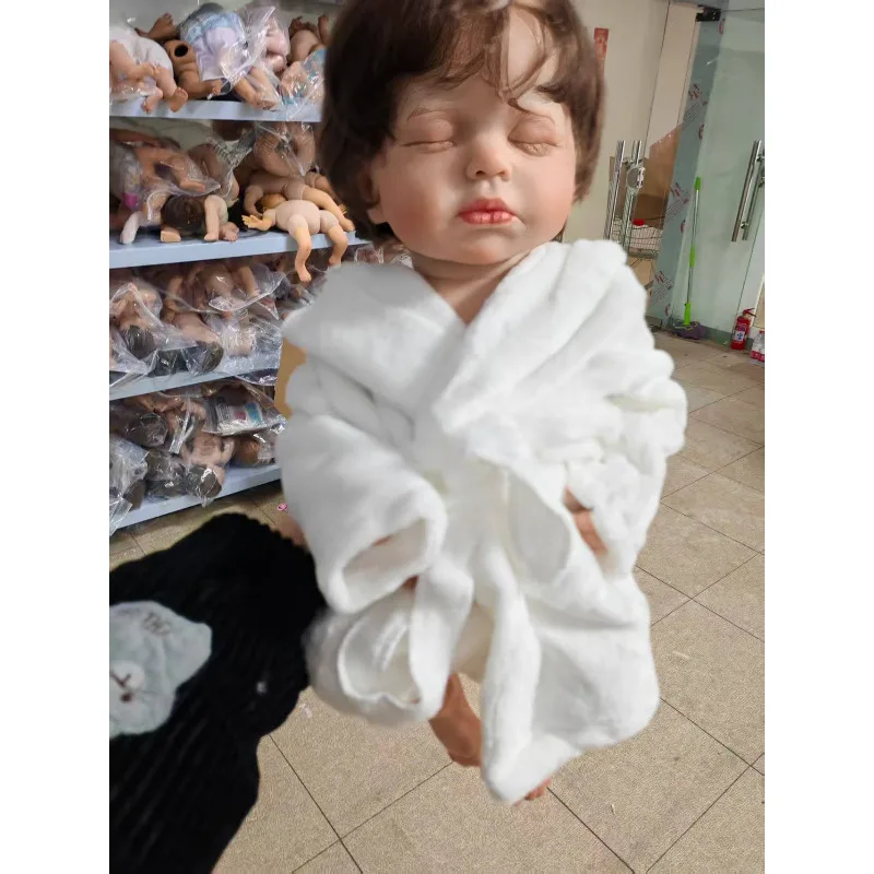 Кукла реборн Лулу, 48 см, виниловая, реалистичная, спящий малыш, можно купать.
Кукла реборн Лулу, 48 см, виниловая, реалистичная, спящий малыш, можно купать.