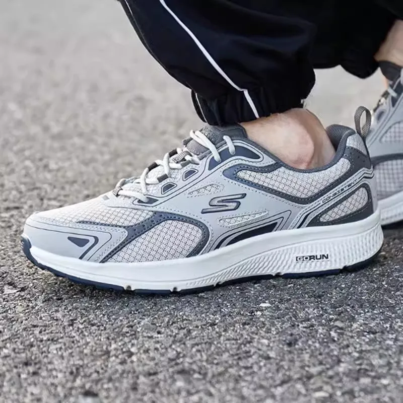 Skecher Men's Sneakers Summer breathable mesh casual running shoes Lightweight shock-absorbing jogging shoes
Skecher Men's Sneakers Summer breathable mesh casual running shoes Lightweight shock-absorbing jogging shoes