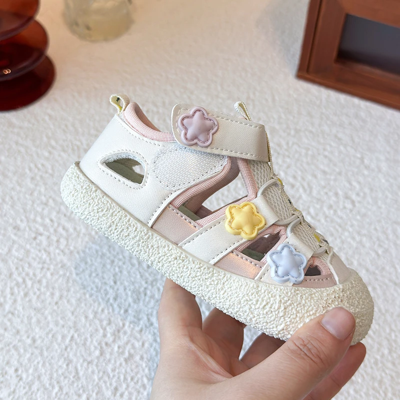 Baby Girls Closed Toe Sandals with Flower Decor Breathable Mesh Adjustable Strap Soft Non-slip Sole Shoes for Summer
Baby Girls Closed Toe Sandals with Flower Decor Breathable Mesh Adjustable Strap Soft Non-slip Sole Shoes for Summer
