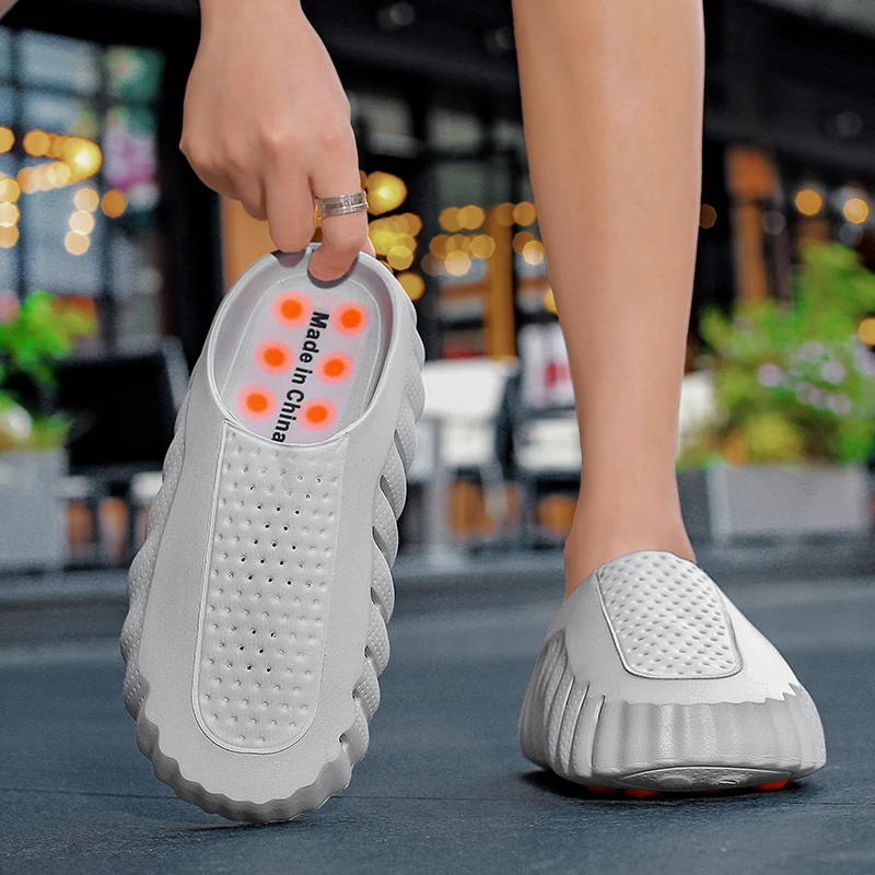 YUYIN Outdoor Slippers Casual Sports New Men's and Women's Massage Slippers EVA Lightweight Couple Shoes Fashionable Beach Shoes
YUYIN Outdoor Slippers Casual Sports New Men's and Women's Massage Slippers EVA Lightweight Couple Shoes Fashionable Beach Shoes