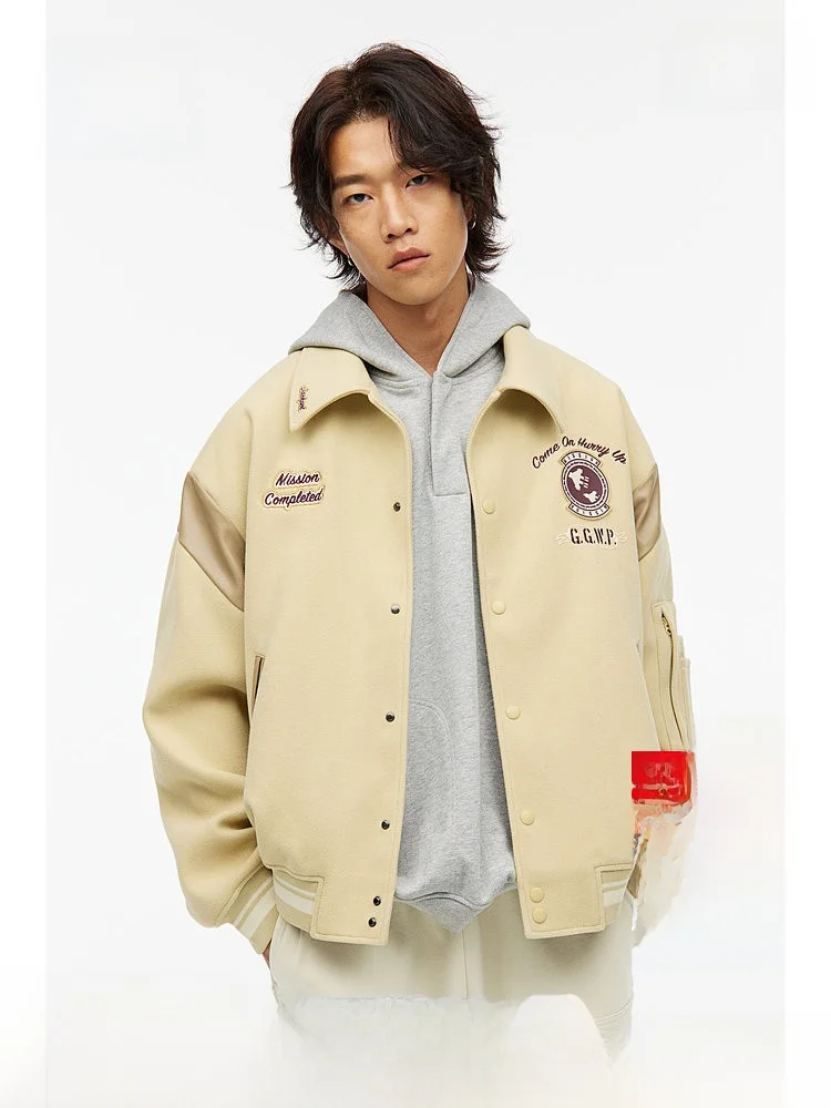 H&M ex Casual Long Sve Jaet Comfortable Faionable College Sle Coat for Men And Women Autumn Winter Collection
H&M ex Casual Long Sve Jaet Comfortable Faionable College Sle Coat for Men And Women Autumn Winter Collection