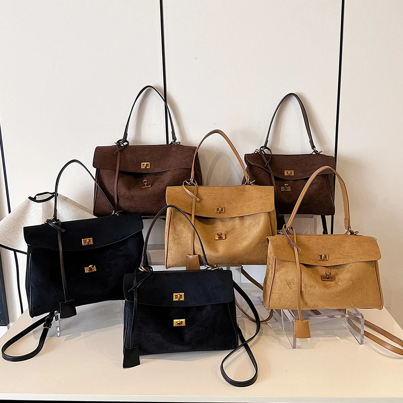 Luxury Ladies Large-capacity Frosted Tote Bag,Brand Design Vintage Lock Shoulder Crossbody Bag,High-end Women Handbag For Travel
Luxury Ladies Large-capacity Frosted Tote Bag,Brand Design Vintage Lock Shoulder Crossbody Bag,High-end Women Handbag For Travel