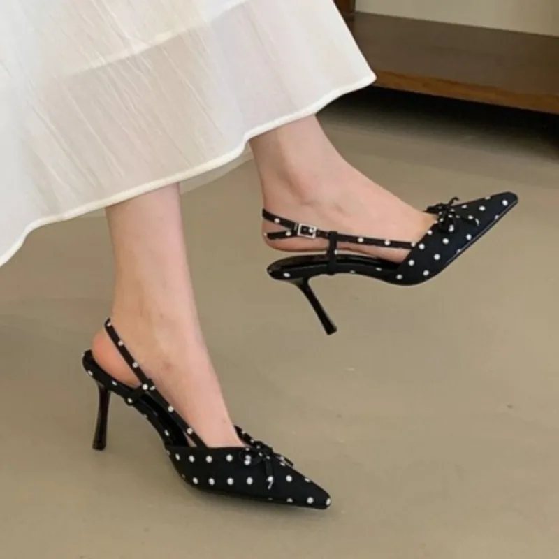 2026 Summer Polka Dot Pointed Toe Backless Single Shoes Women Elegance Thin Heel Sandals
2026 Summer Polka Dot Pointed Toe Backless Single Shoes Women Elegance Thin Heel Sandals