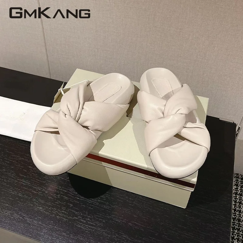 New Flat Slippers Women String Bead Mules Shoes Genuine Leather Cross Strap Slides Woman Holiday Leisure Summer Slippers Woman
New Flat Slippers Women String Bead Mules Shoes Genuine Leather Cross Strap Slides Woman Holiday Leisure Summer Slippers Woman
