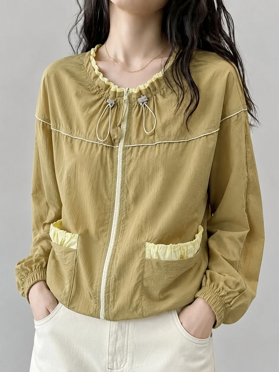 Korean Design Sensation Pleated Slimming Zipper Sun Protection Clothing Summer Loose Fashion Lightweight Long Sleeve Jacket
Korean Design Sensation Pleated Slimming Zipper Sun Protection Clothing Summer Loose Fashion Lightweight Long Sleeve Jacket