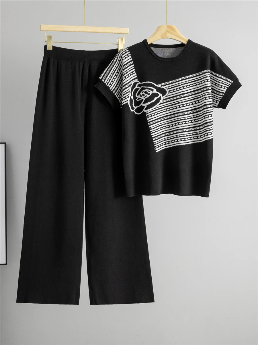Fashionable Two-Piece Set Korean Style Printed Knitted Cuffed round Neck Top Casual High Waist Wide Leg Pants Women's Clothing
Fashionable Two-Piece Set Korean Style Printed Knitted Cuffed round Neck Top Casual High Waist Wide Leg Pants Women's Clothing