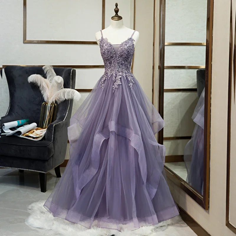 Customized Evening Dress Purple Appliques Beads Sgaphetti Straps Lace up Plus size A-line Floor-length Woman Formal Party Gowns
Customized Evening Dress Purple Appliques Beads Sgaphetti Straps Lace up Plus size A-line Floor-length Woman Formal Party Gowns