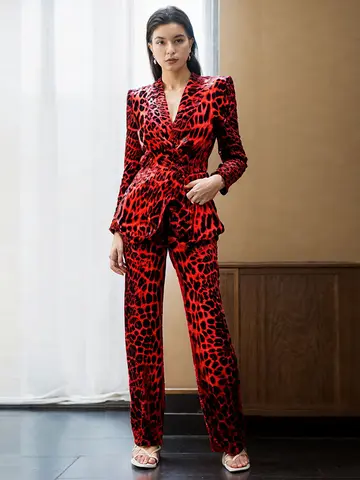 Calças de veludo para mulheres 2024 novo designer vermelho leopardo impressão lápis calças + jaqueta 2 pçs terno conjunto duas peças roupas