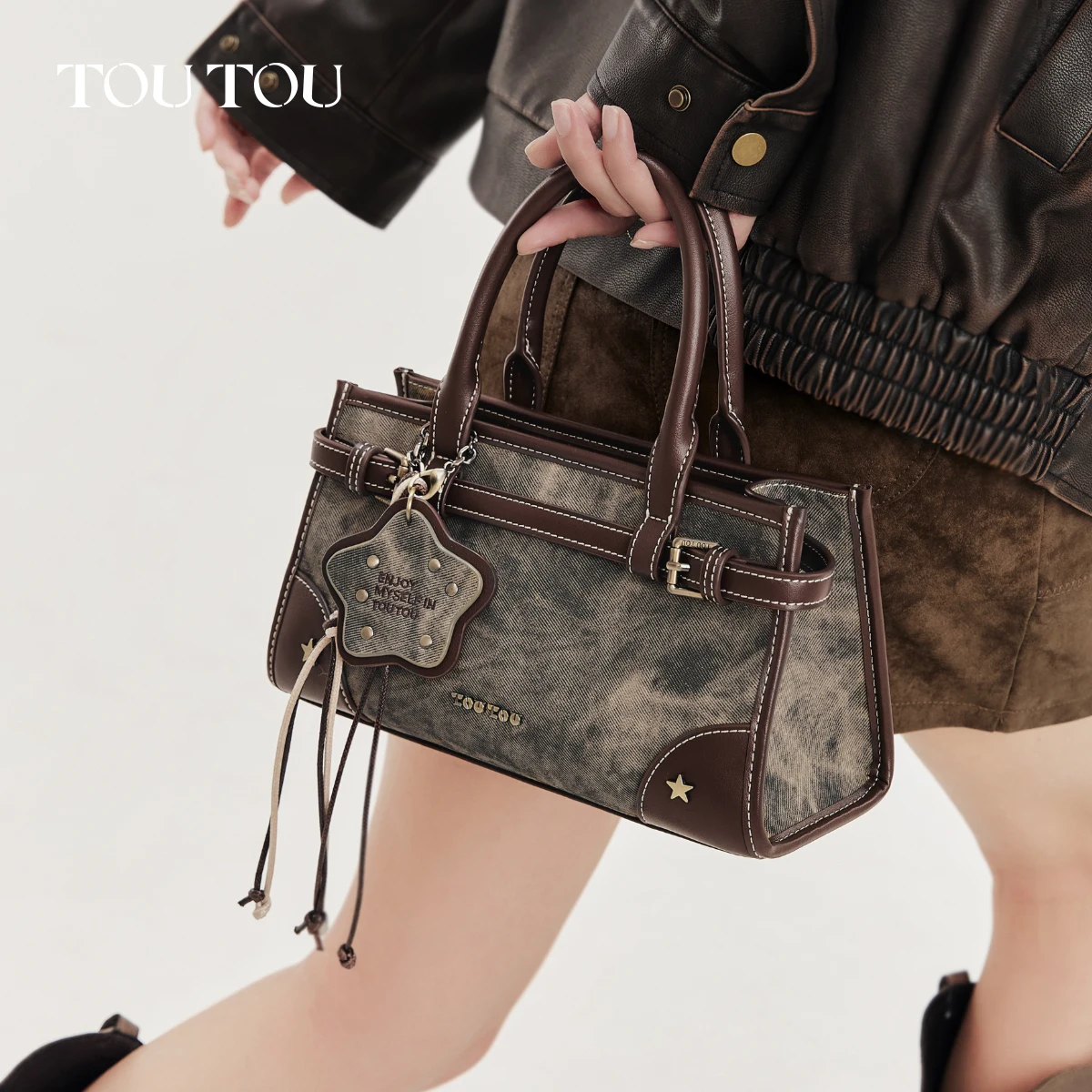 TOUTOU PU Leather Tote Bag Women Female New Handbag Women's Shoulder Bag Retro Korean INS Style Autumn Winter Fashion Trend Bag
TOUTOU PU Leather Tote Bag Women Female New Handbag Women's Shoulder Bag Retro Korean INS Style Autumn Winter Fashion Trend Bag