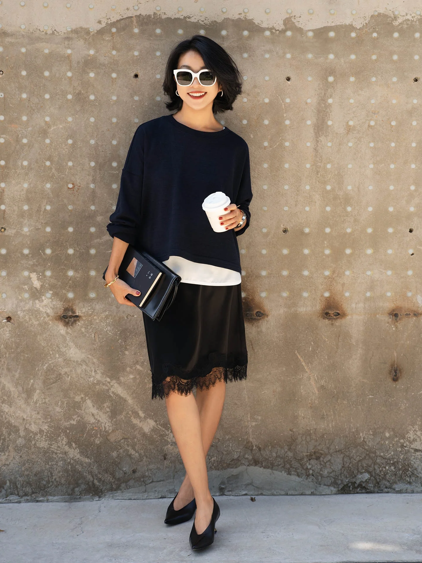 Вязаный свитшот Ele ort синего цвета для женщин, универсальный, легкий, повседневный, из смесовой ткани с полиэстером
Вязаный свитшот Ele ort синего цвета для женщин, универсальный, легкий, повседневный, из смесовой ткани с полиэстером