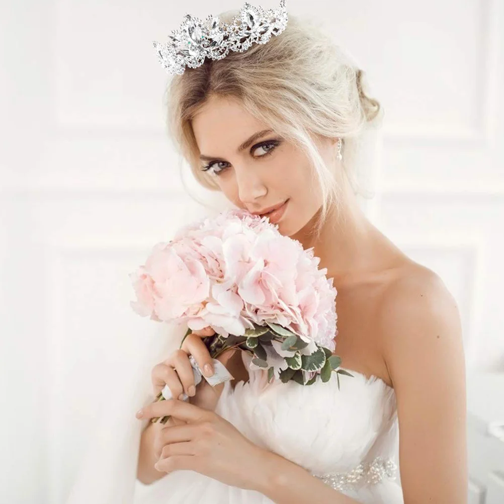 1Pcs Baroque Bridal Crown Silver Zinc Alloy Rhinestone Wedding Party Hair Accessory Exquisite Bride Headdress Birthday Prom
1Pcs Baroque Bridal Crown Silver Zinc Alloy Rhinestone Wedding Party Hair Accessory Exquisite Bride Headdress Birthday Prom