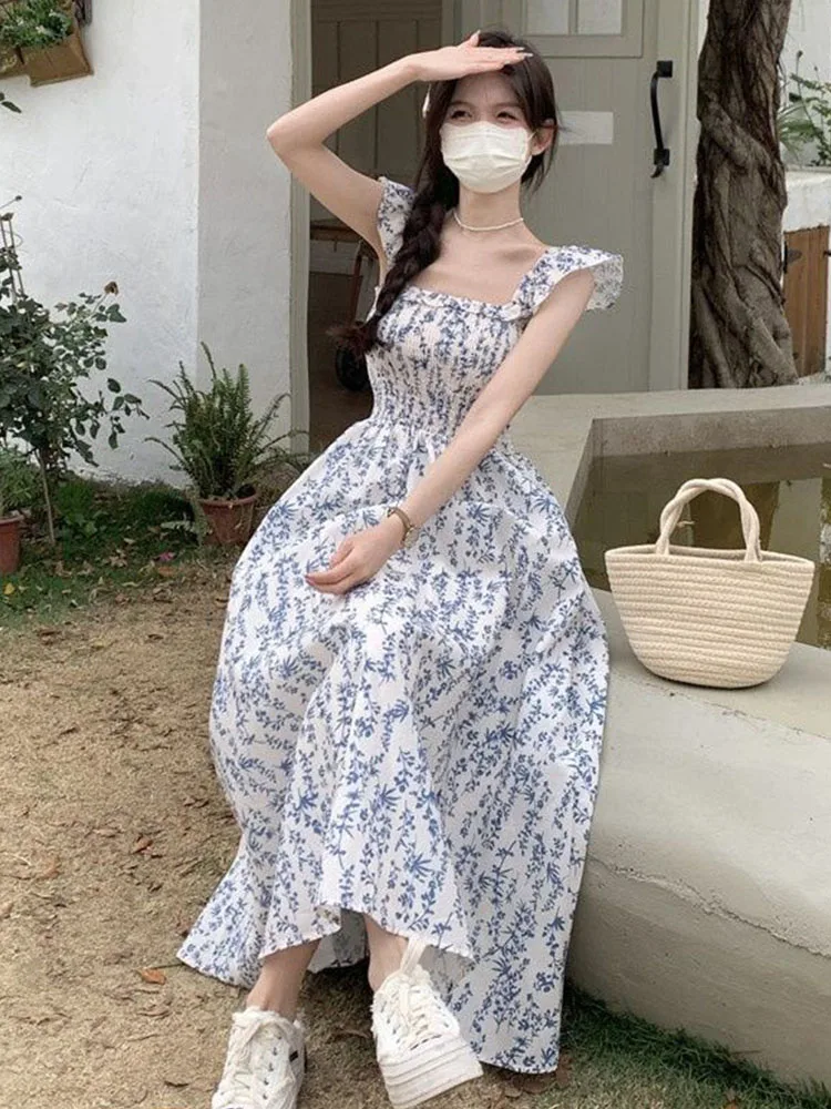 Summer New Women's Floral Print Midi Dress Gathered Waist Flying Sleeve Korean Style Commute Wind High Waist A-Line Skirt
Summer New Women's Floral Print Midi Dress Gathered Waist Flying Sleeve Korean Style Commute Wind High Waist A-Line Skirt