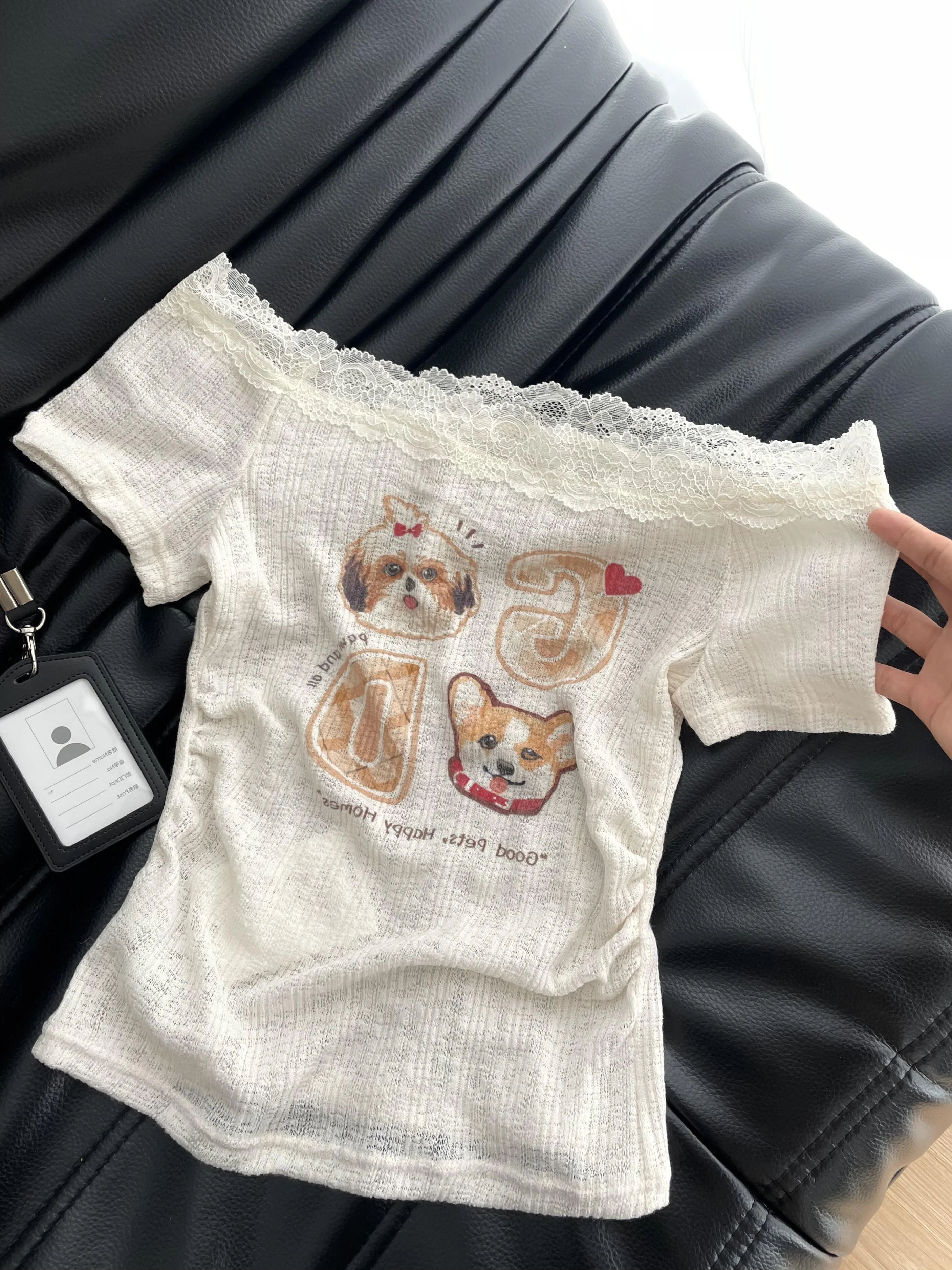 Korean Style Lace Trim Shoulder Banded Short Sleeve T-Shirt Women's Slim Fit Summer Waist Cinching Dog Print Sweet Top
Korean Style Lace Trim Shoulder Banded Short Sleeve T-Shirt Women's Slim Fit Summer Waist Cinching Dog Print Sweet Top