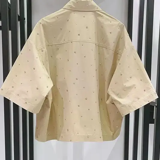 Spring/Summer Women Polo Neck Short Sleeve Rhinestone Solid Set Single Breasted Shirt + High Waist A-line Fashion Midi Skirt
Spring/Summer Women Polo Neck Short Sleeve Rhinestone Solid Set Single Breasted Shirt + High Waist A-line Fashion Midi Skirt