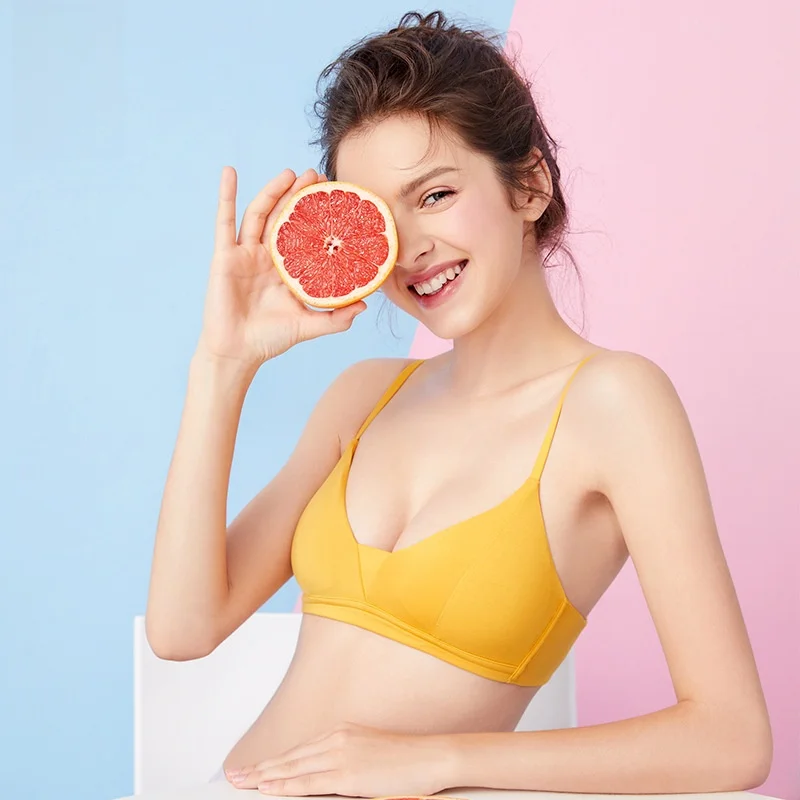 Breathable Thin Steel Ring Bra Comfortable Sleepwear Underwear for Girls U-Neck Fixed Strap Sports Function Four Seasons Use
Breathable Thin Steel Ring Bra Comfortable Sleepwear Underwear for Girls U-Neck Fixed Strap Sports Function Four Seasons Use