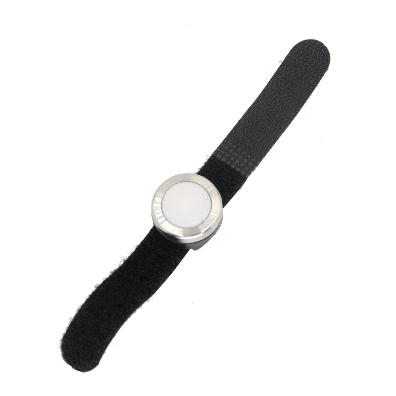Bluetooth Finger PTT Is Suitable For Weinuo VR-N65/7500/N75 Radio And AP-1/AP-2 Walkie-Talkie Bluetooth PTT
Bluetooth Finger PTT Is Suitable For Weinuo VR-N65/7500/N75 Radio And AP-1/AP-2 Walkie-Talkie Bluetooth PTT