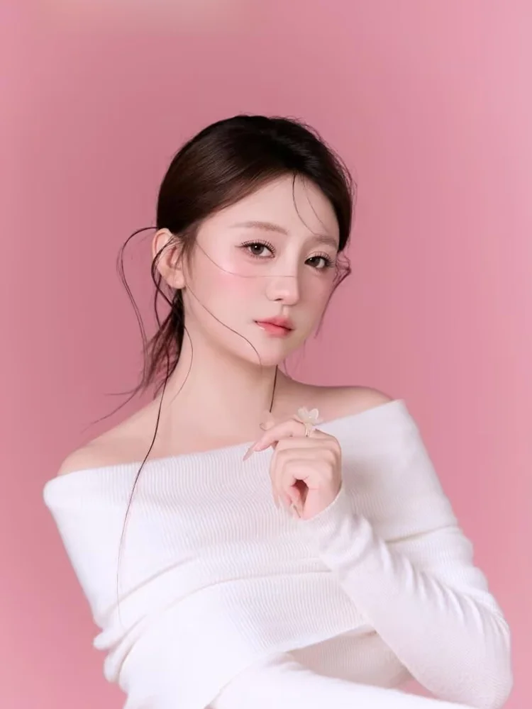 Oxygen Feel Portrait One Shoulder Top for Studio Art Photos Female Group Style Sweet Girl New Korean Design Summer Fashion
Oxygen Feel Portrait One Shoulder Top for Studio Art Photos Female Group Style Sweet Girl New Korean Design Summer Fashion