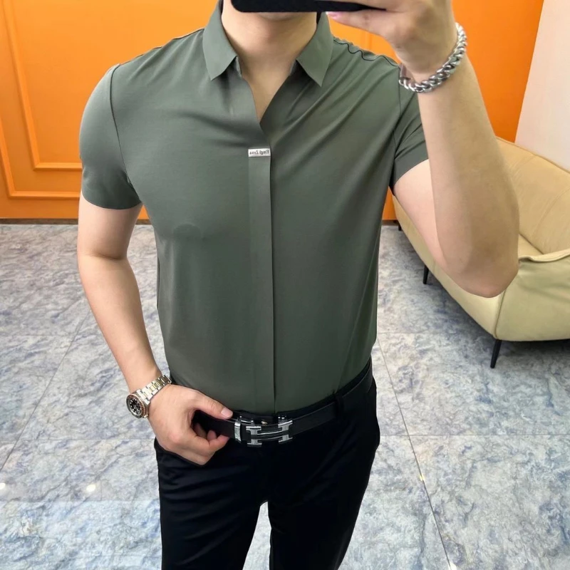 New Summer High-end Business Short-sleeved Shirt for Men's Light Luxury Casual Fashionable V-neck Versatile Solid Color Shirt
New Summer High-end Business Short-sleeved Shirt for Men's Light Luxury Casual Fashionable V-neck Versatile Solid Color Shirt