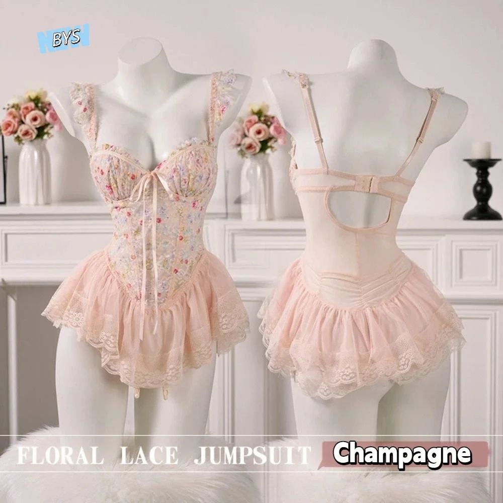 Comfortable Thin Sweet Lace Nightdress Lace-up with Chest Pad Sleeveless Nightwear Homewear Beauty-back Pajamas Women Female
Comfortable Thin Sweet Lace Nightdress Lace-up with Chest Pad Sleeveless Nightwear Homewear Beauty-back Pajamas Women Female