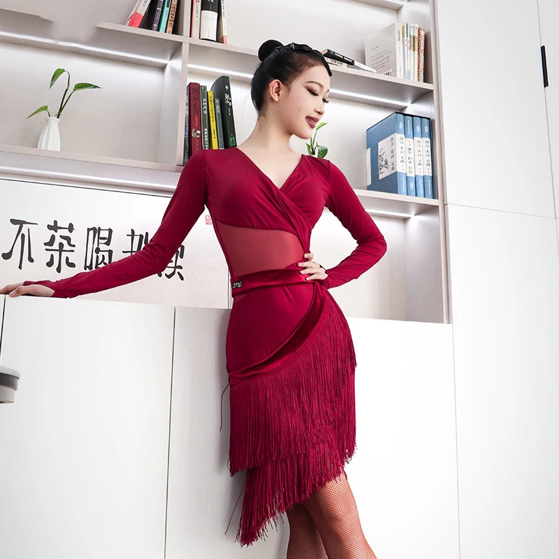 2024 New Latin Dance Competition Clothing For Women Wine Red Tops Tassels Skirts Adult Practice Outfit Latin Dance Dress DN19436
2024 New Latin Dance Competition Clothing For Women Wine Red Tops Tassels Skirts Adult Practice Outfit Latin Dance Dress DN19436
