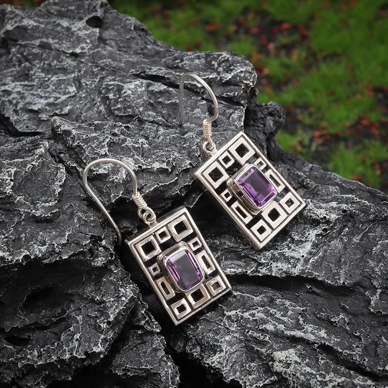 Retro Ethnic Style Purple Zircon Earrings for Women Hypoallergenic Fashionable Temperament Earrings Jewelry Gifts
Retro Ethnic Style Purple Zircon Earrings for Women Hypoallergenic Fashionable Temperament Earrings Jewelry Gifts