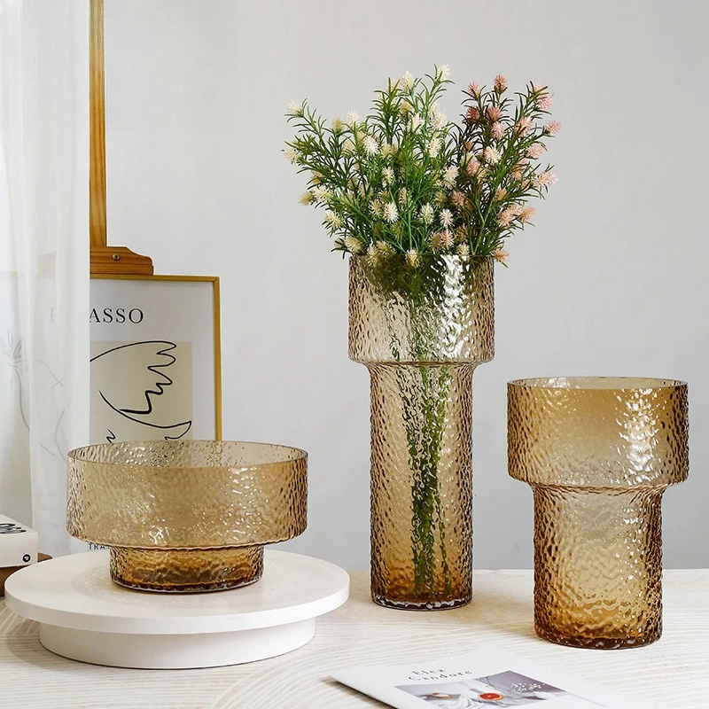 Modern simple glass vase hydroponics advanced sense straight creative flower arrangement soft ornament
Modern simple glass vase hydroponics advanced sense straight creative flower arrangement soft ornament