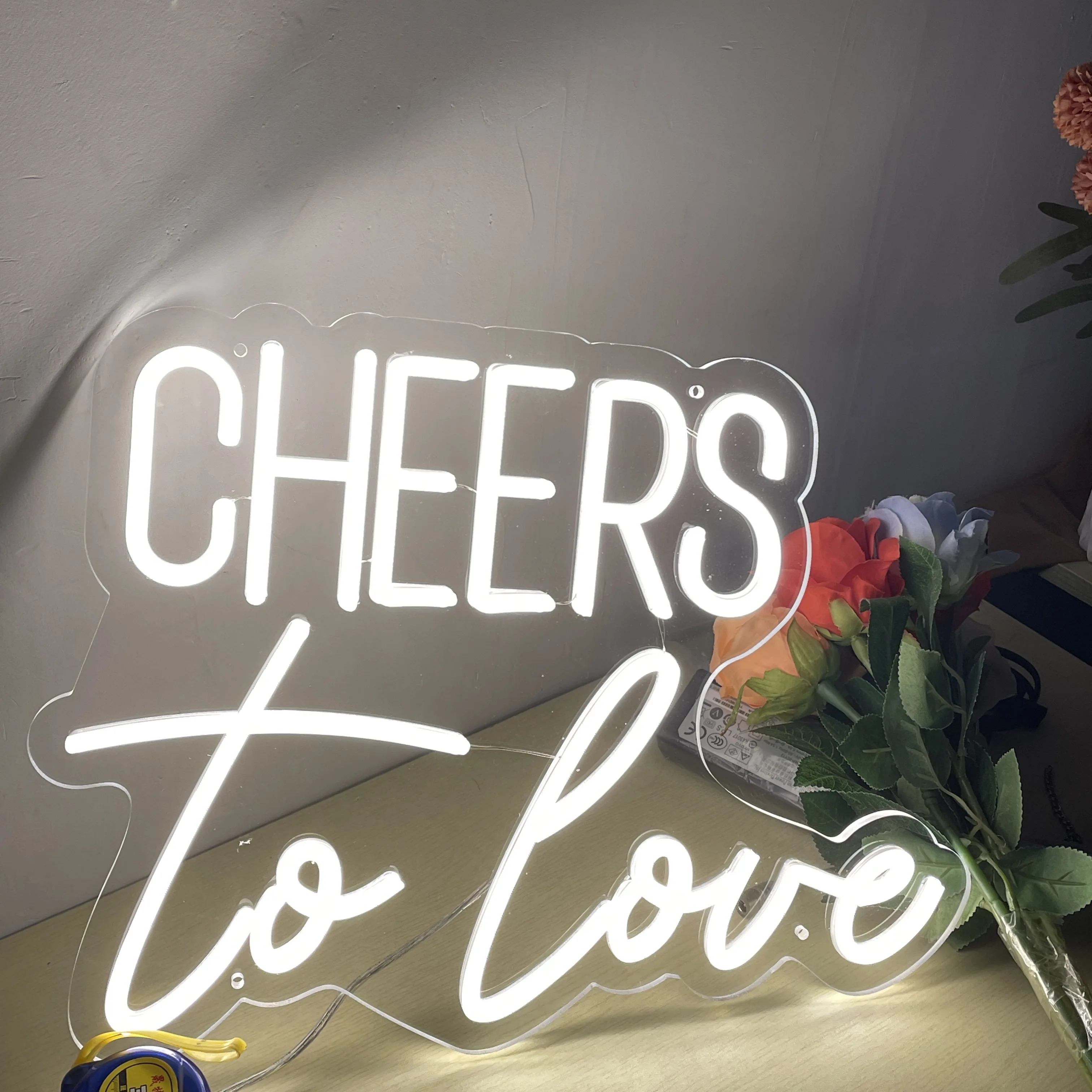 CHEERS to love Neon Sign Home Wall Decoration Custom Bedroom Bar Wedding Party Decor Neon Light Decor Bedroom Neon Global sign
CHEERS to love Neon Sign Home Wall Decoration Custom Bedroom Bar Wedding Party Decor Neon Light Decor Bedroom Neon Global sign