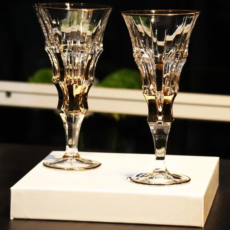 Crystal Glass Light Luxury Gold Tall Wine Champagne Glass Holiday Gift Set
Crystal Glass Light Luxury Gold Tall Wine Champagne Glass Holiday Gift Set