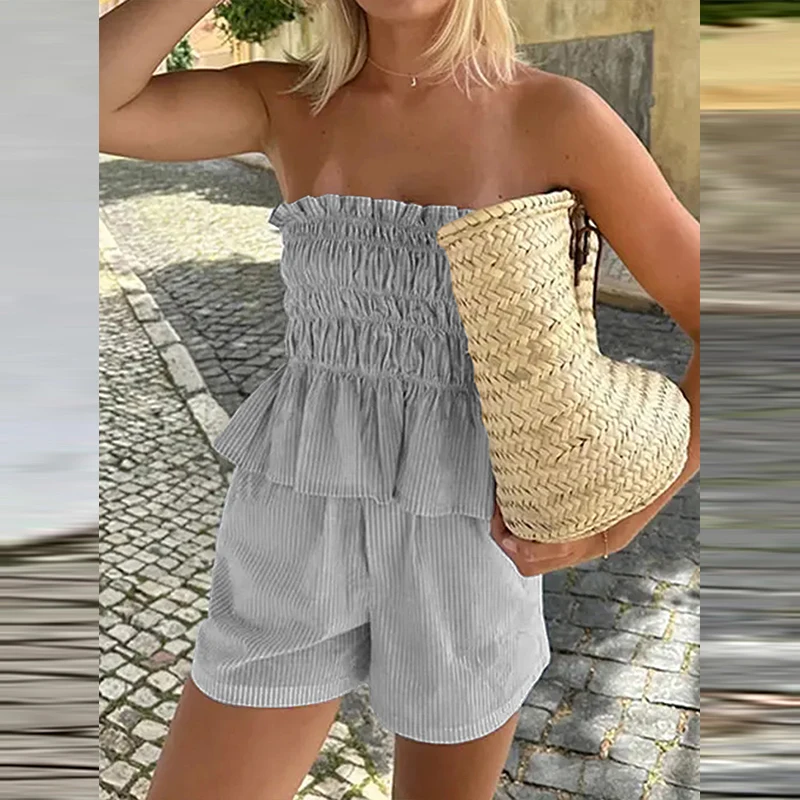 Fashion Simple Stripe Two Piece Set Casual Sleeveless Vest & Shorts Sets New Women Slim Tank Tops Shorts Beach Vacation Outfits
Fashion Simple Stripe Two Piece Set Casual Sleeveless Vest & Shorts Sets New Women Slim Tank Tops Shorts Beach Vacation Outfits