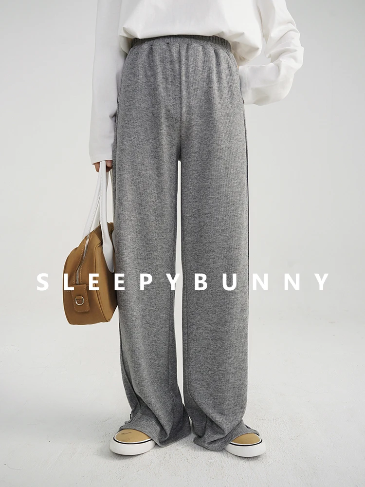 Elegant Warm Loose Knitted Wide Leg Pants High Waist Split Hem Trousers Women Winter Casual Sporty Relaxed Straight Cozy Outfit 
Elegant Warm Loose Knitted Wide Leg Pants High Waist Split Hem Trousers Women Winter Casual Sporty Relaxed Straight Cozy Outfit