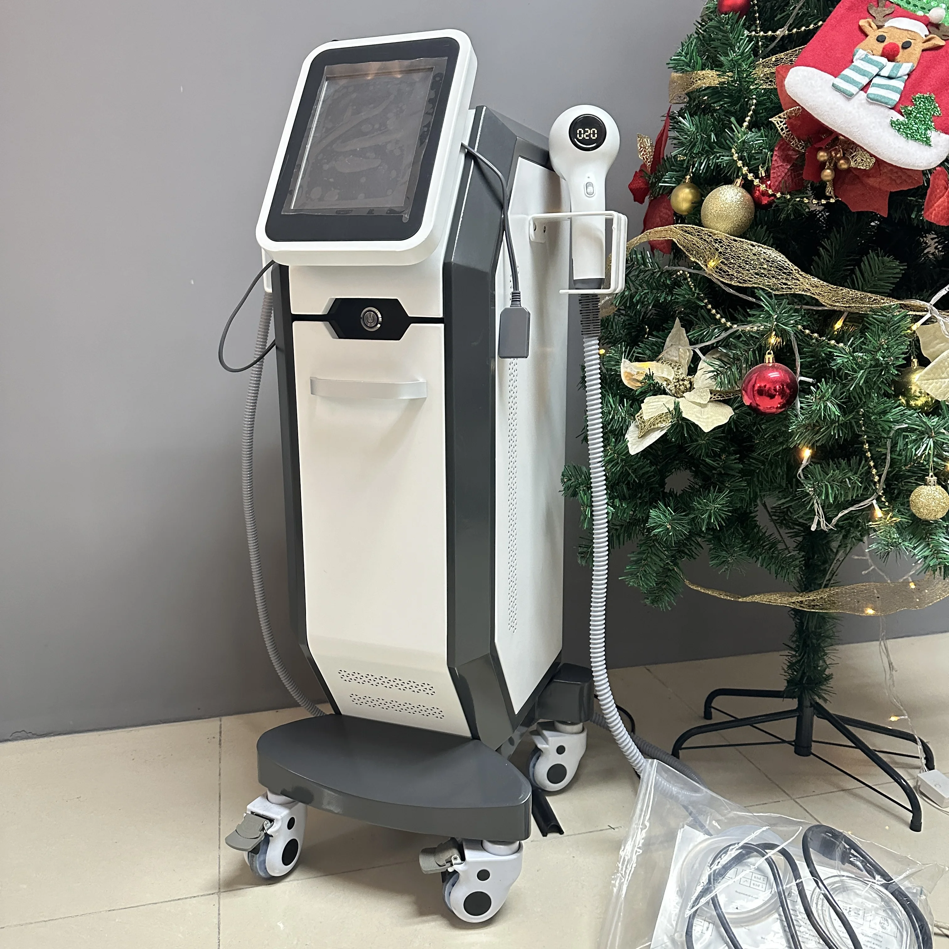 Facial Lifting And Eye Bags Removal Machine 2-in-1 Ultra Ra5dio Frequency Collagen Fat Burning Weight Loss Anti-Aging Device
Facial Lifting And Eye Bags Removal Machine 2-in-1 Ultra Ra5dio Frequency Collagen Fat Burning Weight Loss Anti-Aging Device
