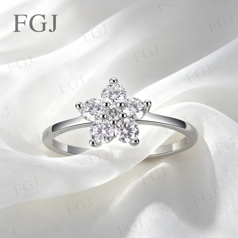 Moissanite Ring Round Cut GRA Certified D Color VVS1 Star-Shape 925 Sterling Silver Fine Jewelry For Wedding Birthday Gifts
Moissanite Ring Round Cut GRA Certified D Color VVS1 Star-Shape 925 Sterling Silver Fine Jewelry For Wedding Birthday Gifts