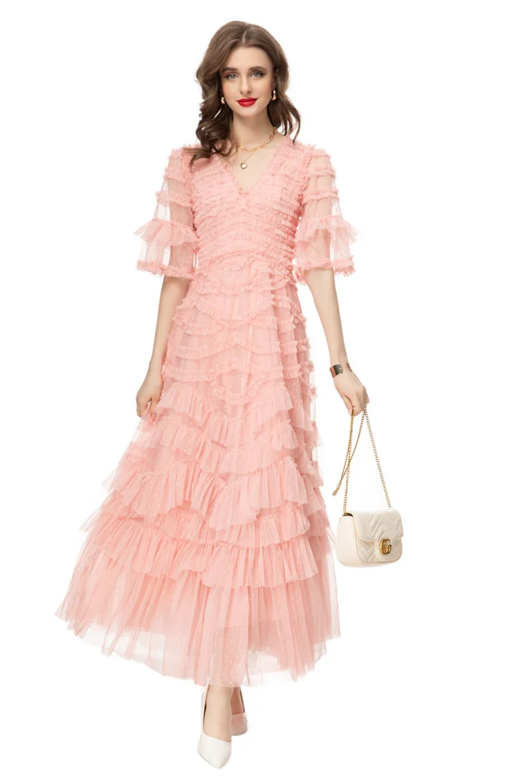 2024 Embroidered Flower Lotus Leaf Sleeve Pleated Gauze Dress Spring Fairy V-neck Women Long Dresses
2024 Embroidered Flower Lotus Leaf Sleeve Pleated Gauze Dress Spring Fairy V-neck Women Long Dresses