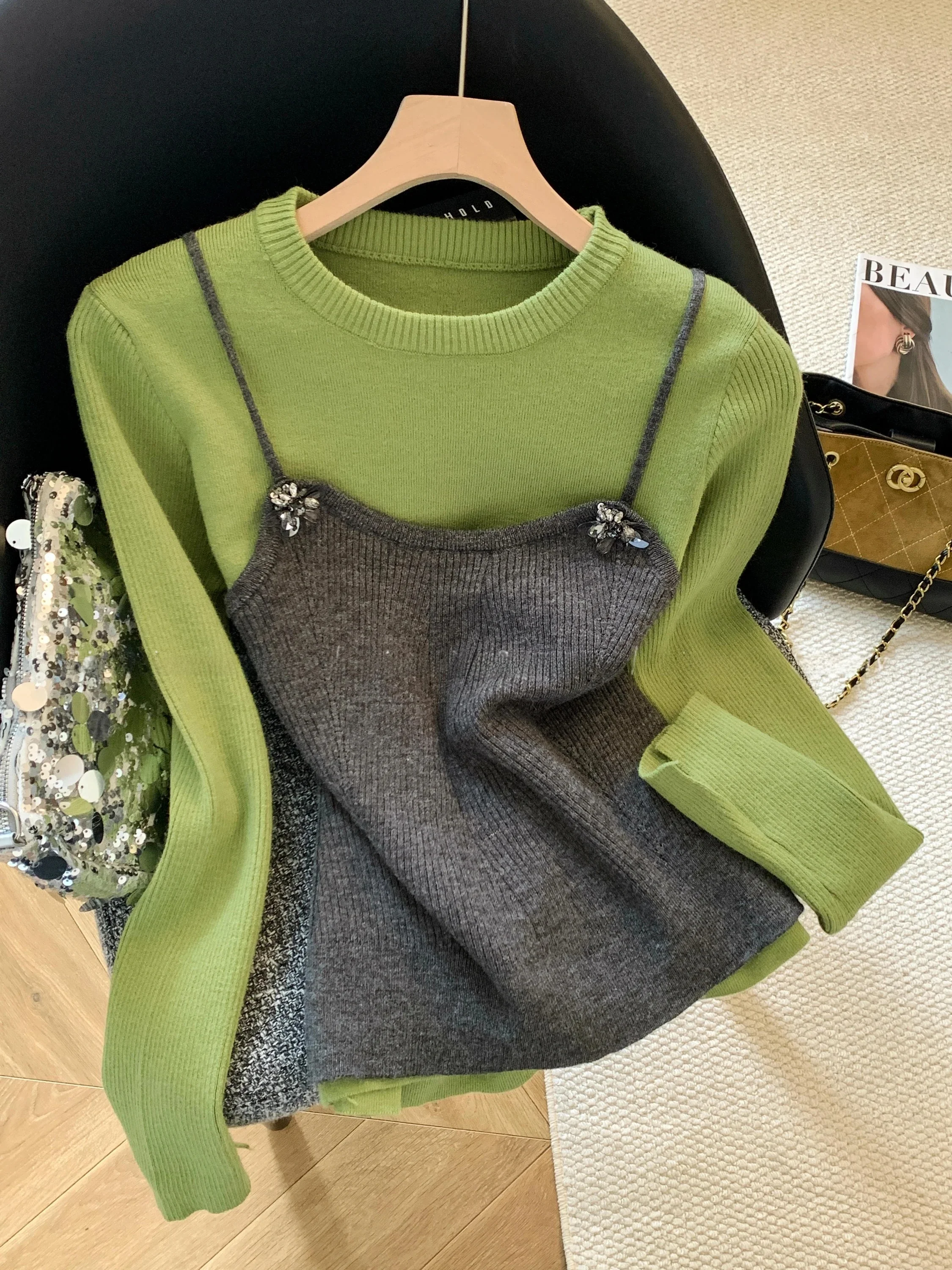 Korean Style Long Sleeve Knitted Top Women's Base Layer Heavy Embellishment Self-Keeping Style Autumn New Arrival Silk Blend
Korean Style Long Sleeve Knitted Top Women's Base Layer Heavy Embellishment Self-Keeping Style Autumn New Arrival Silk Blend