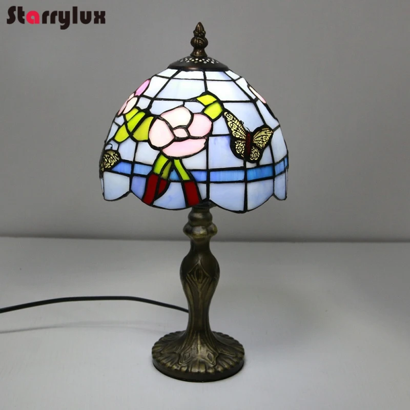 European Iron Art Table Lamp Bedroom Study Home Decor Craft Vintage Lighting Creative Gift
European Iron Art Table Lamp Bedroom Study Home Decor Craft Vintage Lighting Creative Gift
