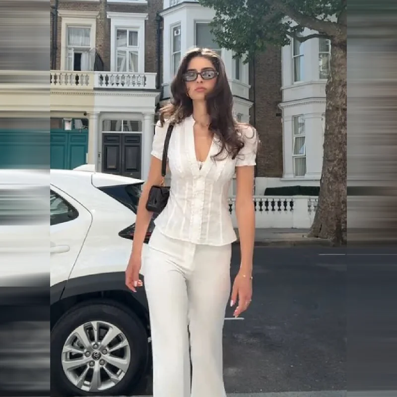 Fashion Y2K White Ruffle Trim Blouse French Puff Sleeve V Neck Button Down Slim Casual Cotton Shirt Summer Daily Streetwear
Fashion Y2K White Ruffle Trim Blouse French Puff Sleeve V Neck Button Down Slim Casual Cotton Shirt Summer Daily Streetwear
