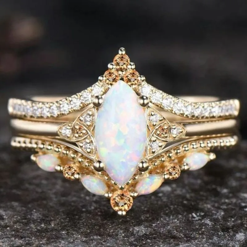 European and American new fashion horse eye colored treasure inlaid with personalized luxury versatile women's three-piece ring
European and American new fashion horse eye colored treasure inlaid with personalized luxury versatile women's three-piece ring