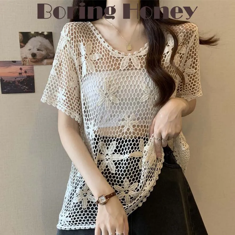 Boring Honey Women's Loose Fashion Cropped Knit Top - Korean Style Hollow Out Mesh Sweater with Flare Sleeves for Autumn
Boring Honey Women's Loose Fashion Cropped Knit Top - Korean Style Hollow Out Mesh Sweater with Flare Sleeves for Autumn