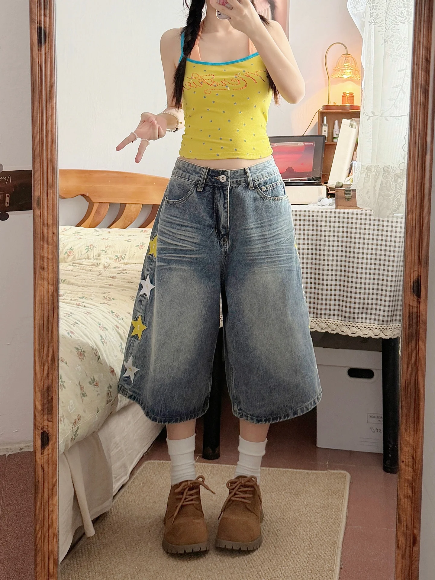 plus Size American Style Loose Straight Leg Jeans Shorts Women Summer High Waist Flattering Wide Leg Medium Length Pants
plus Size American Style Loose Straight Leg Jeans Shorts Women Summer High Waist Flattering Wide Leg Medium Length Pants