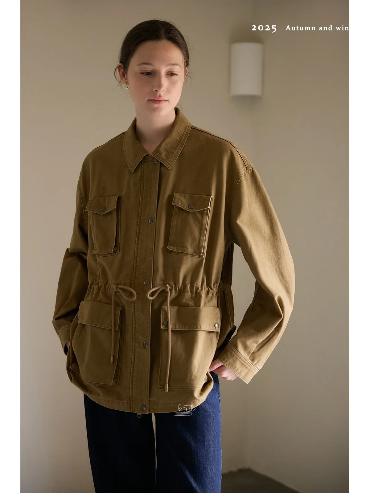 Retro Washed Multi-Pocket Drawstring Waist Denim Work Jacket Outerwear Casual Loose Fit Long Sleeve Ladies Coat
Retro Washed Multi-Pocket Drawstring Waist Denim Work Jacket Outerwear Casual Loose Fit Long Sleeve Ladies Coat
