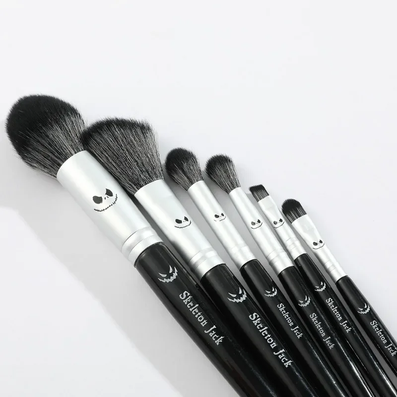 6 Pieces The Nightmare Before Christmas Makeup Brush Cartoon Jack Skellington Eye Shadow Loose Powder Lipstick Makeup Tool Suit
6 Pieces The Nightmare Before Christmas Makeup Brush Cartoon Jack Skellington Eye Shadow Loose Powder Lipstick Makeup Tool Suit
