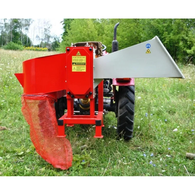 Forestry Machinery Shredder Chipper Wood Cutting Branches PTO Driven Shipping To Europe
Forestry Machinery Shredder Chipper Wood Cutting Branches PTO Driven Shipping To Europe