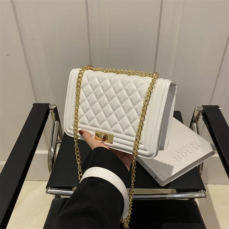 Premium sense niche bag women's classic diamond chain small square bag daily commute versatile shoulder messenger bag
Premium sense niche bag women's classic diamond chain small square bag daily commute versatile shoulder messenger bag