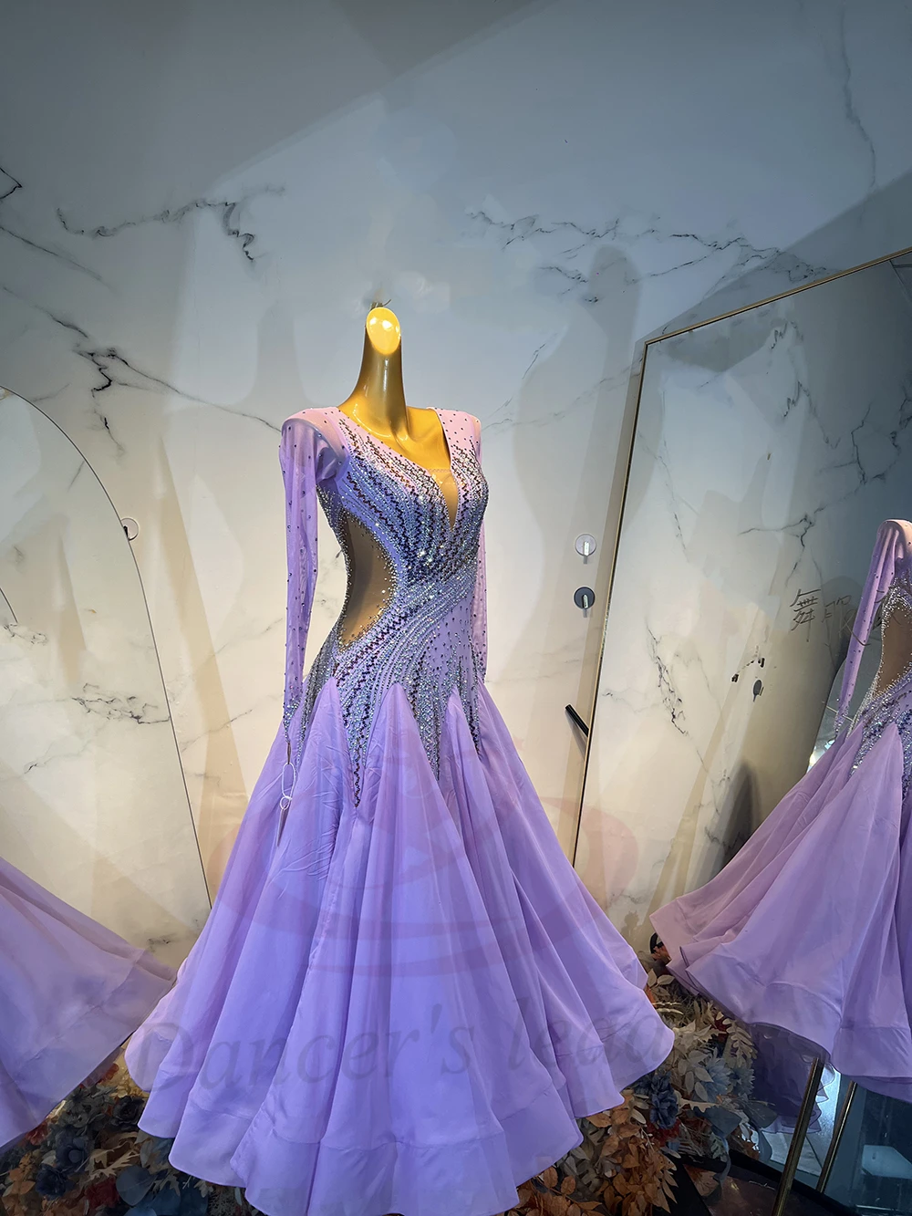 Latin Dance Costume AB Stone Female Adult Children High-End Customized Pink Purple Modern Large Skirt Samba Performance Dress
Latin Dance Costume AB Stone Female Adult Children High-End Customized Pink Purple Modern Large Skirt Samba Performance Dress