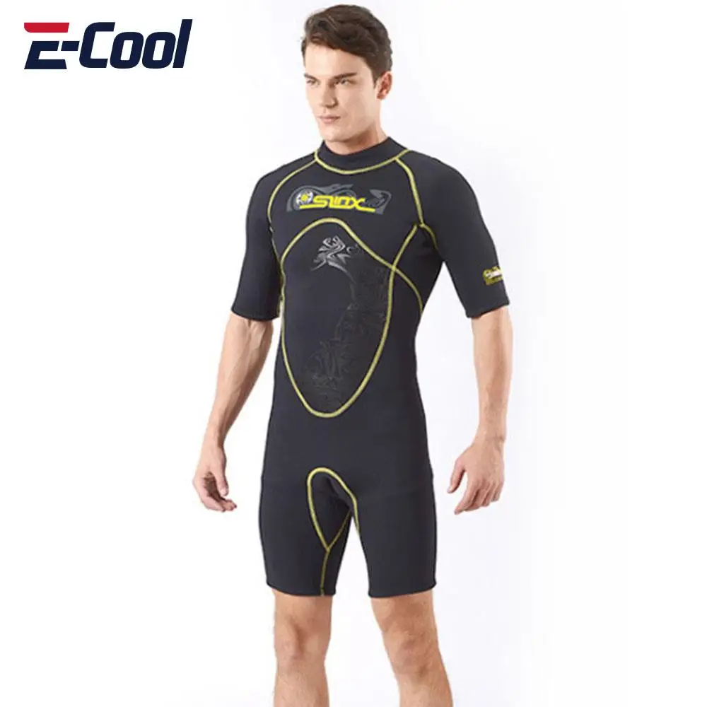 3mm Neoprene Wetsuit One-Piece Short Sleeve Scuba Diving Suit for Men Warm Swimsuit Surfing and Swimming Accessory
3mm Neoprene Wetsuit One-Piece Short Sleeve Scuba Diving Suit for Men Warm Swimsuit Surfing and Swimming Accessory