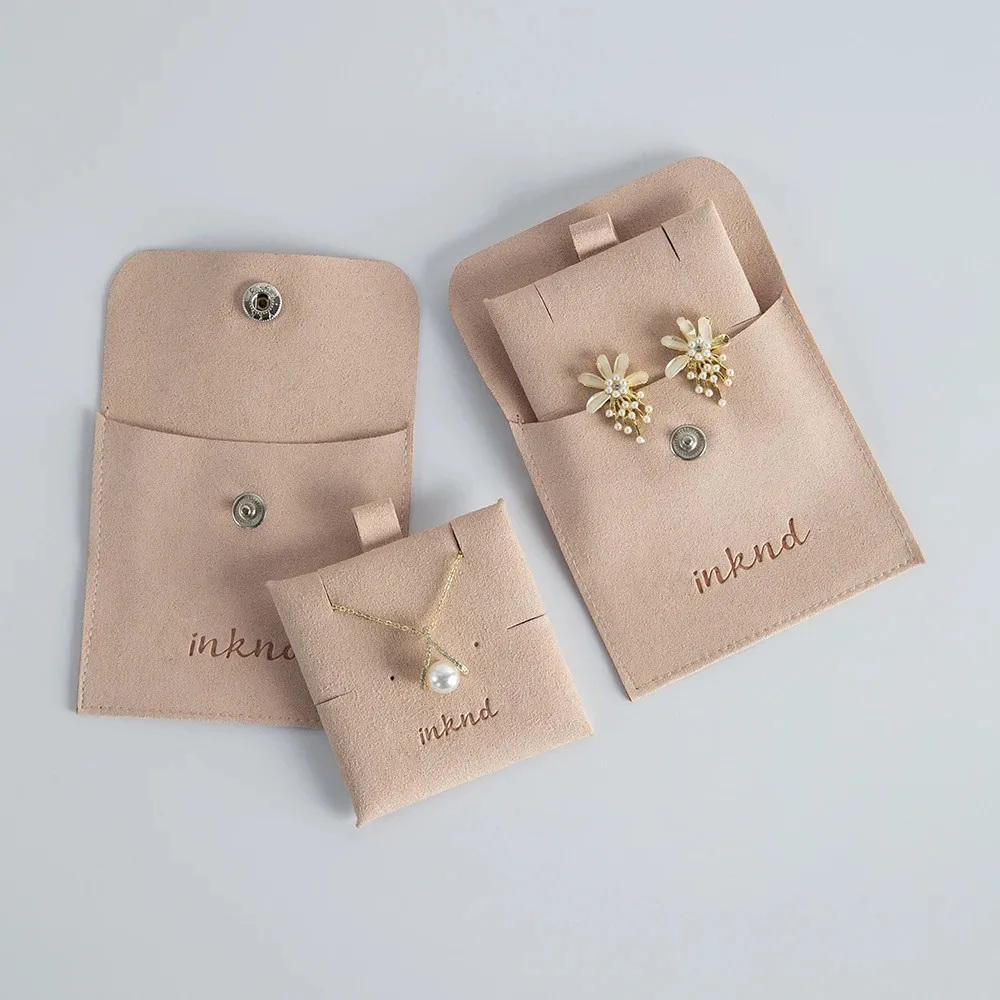 Wholesale Custom Logo Mini Velvet Suede Microfiber Jewelry Gift Pouch Packaging Organizer Bag With Earring Necklace Cards Pads
Wholesale Custom Logo Mini Velvet Suede Microfiber Jewelry Gift Pouch Packaging Organizer Bag With Earring Necklace Cards Pads