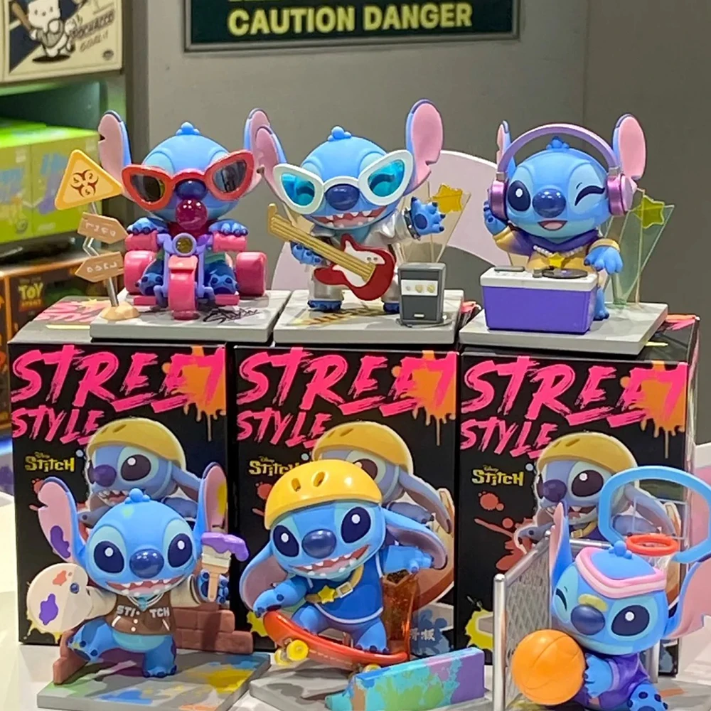 Disney Stitch Street Series глухая коробка загадочная коробка, фигурка модели, игрушки для подруги, рождественские подарки для девочек, детей
Disney Stitch Street Series глухая коробка загадочная коробка, фигурка модели, игрушки для подруги, рождественские подарки для девочек, детей