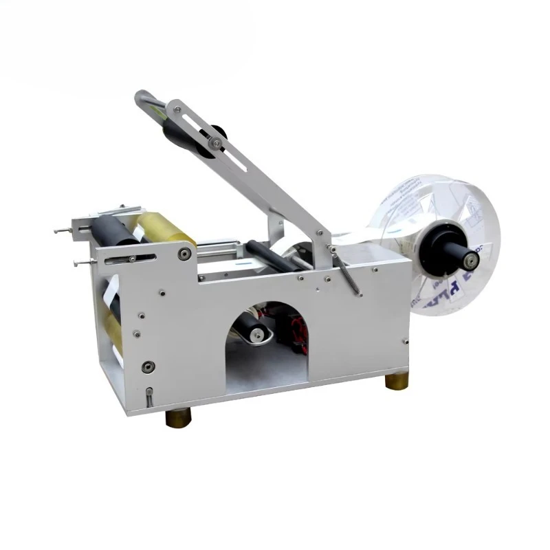 Semi-automatic plastic round bottle labeling machine and manual labeling machine
Semi-automatic plastic round bottle labeling machine and manual labeling machine
